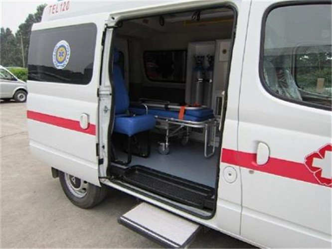 怀集救护车出租服务案例7