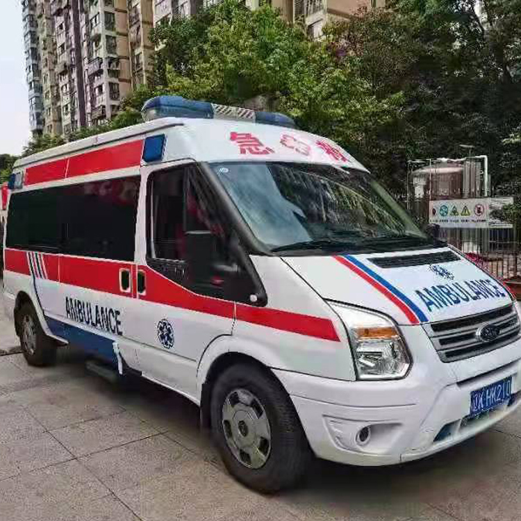 怀集长途救护车护送病人返乡